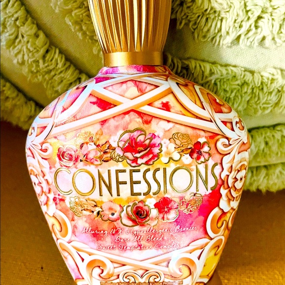 Brand New Salon Quality tanning lotion Confessions by Designer Skin